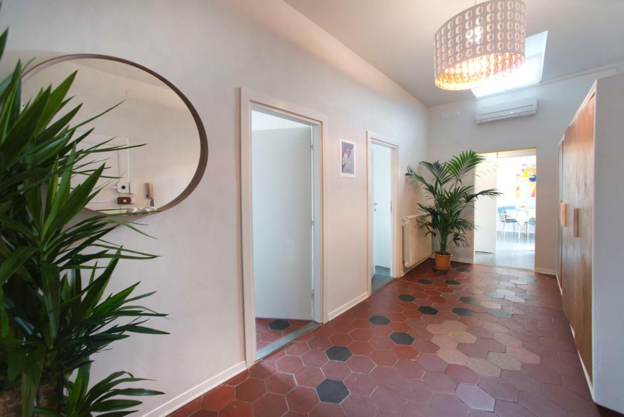 Florence Oasis Luaran gambar